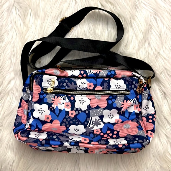 New without tag Beverly Hills Cross Body bag - Picture 2 of 4